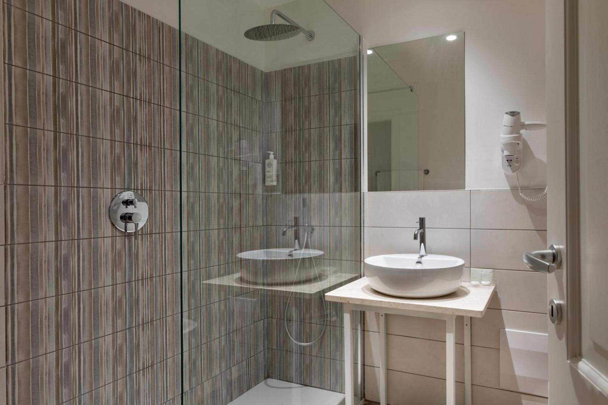 Hotel Rina 4*
